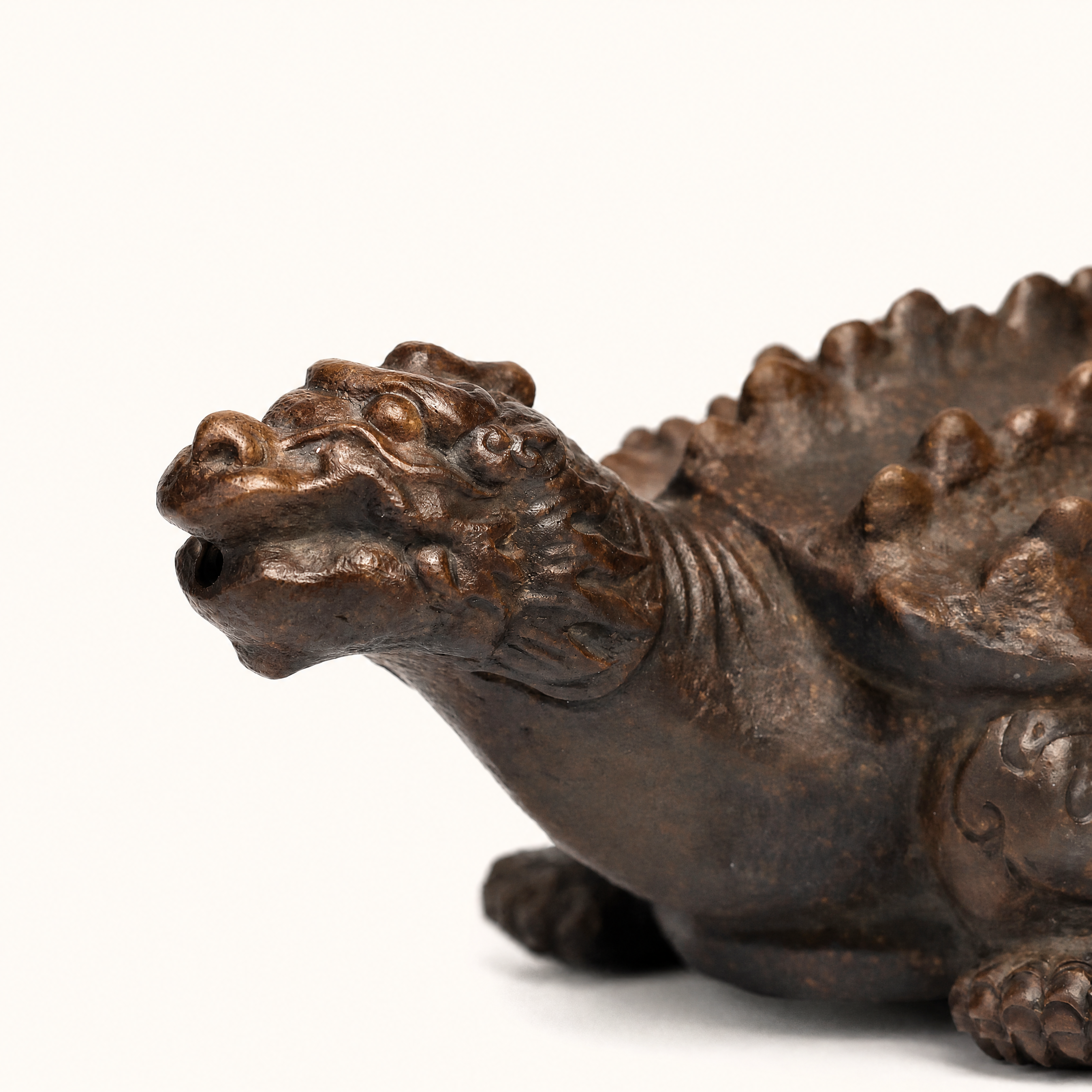 「鼂」（ZHAO）